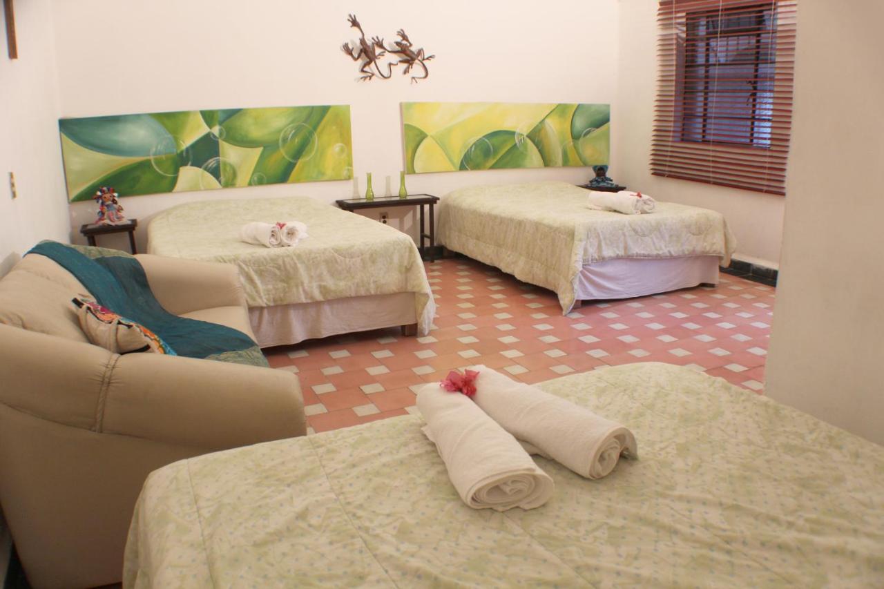 Casa Madero Rooms Куернавака Екстер'єр фото